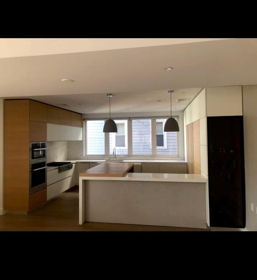 Modern Minimalist Kitchen